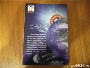 Întâlniri galactice - roman science fiction - imagine 2