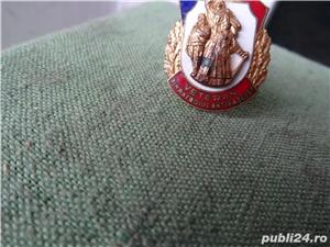 Veteran din razboiul antifascist"-Insigna -1960 - imagine 3