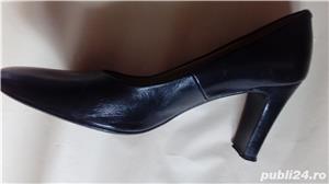 Vand pantofi din piele naturala firma John Rocha - imagine 2