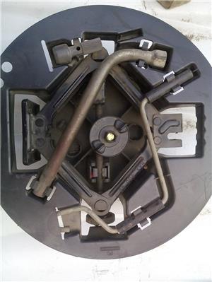 Cric+cheie roti+suport - imagine 2