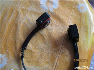 Radio casti stereo,made in taiwan,pliabile si ajustabile,plus alte 3 perechi de casti stereo jack - imagine 6