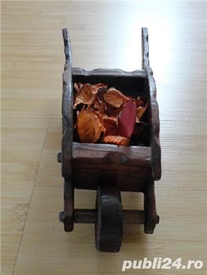 piesa decor roaba din lemn sculptata manual