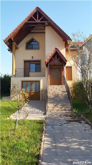 Vand Vila  , D+P+M, Zona -Izvorului , SC 350 mp , gaz, teren 1050 mp, garaj - imagine 2