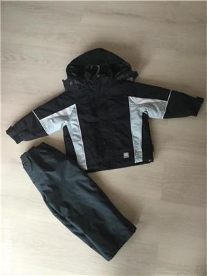 Vand geaca +pantalon impermeabile(5 ani). - imagine 4