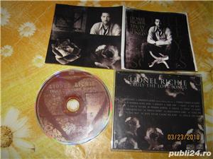 Bee gees,smokie,hot chocolate,simon&garfunkel,julio iglesias,elvis presley,lionel richie,elton john - imagine 5