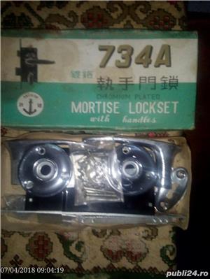 Incuietoare,Yala,pentru usa,marca Mortise Lockset,placata cu crom.2 chei de rezerva - imagine 3