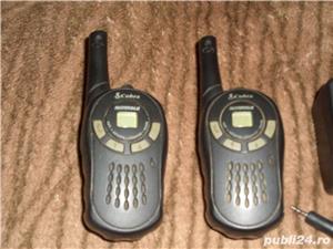 Statii Emisie Receptie Noi  Raza 3000 metri marca Cobra 8 canale acumulatori si incarcator(Schimb)