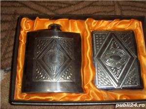 Set Sticla Inox si Tabachera made in Elvetia noi noute Perfect Pentu un Cadou (schimb)