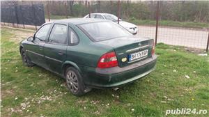 Dezmembrez Opel Vectra B 1997 1.8 benzina - imagine 4