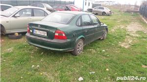 Dezmembrez Opel Vectra B 1997 1.8 benzina - imagine 5