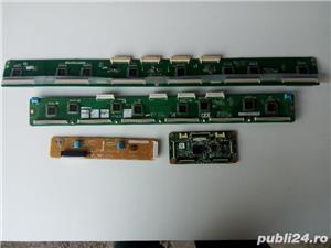 Plasma tv Samsung PS50C450B1WXXC defect - imagine 6