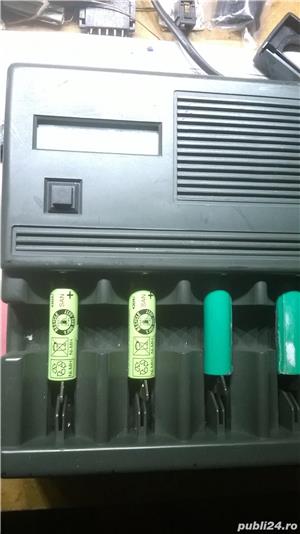 Incarcator acumulator universal inteligent - imagine 2