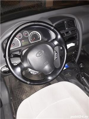 Hyundai Grand Santa Fe  - imagine 2