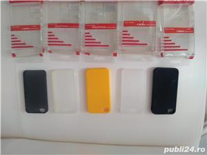 Vand husa IPHONE 4/4s SILICON noua la cutie.sigilata