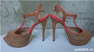 Pantofi dama de vara, sandale din piele intoarsa cu platforma si toc cui, marca Aldo,M 39