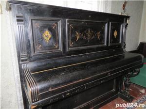 Pianina germana veche - imagine 3