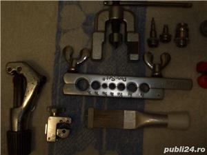 Scule Frigotehnice Taietor ,razuitor ,pieptene indreptat lamele condensator ,presa,largitoare teava.