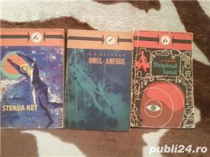 Alexandr Beleaev carti science-fiction (3 vol)
