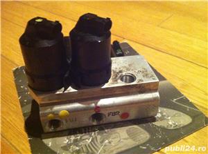 Bloc valve suspensie ABC Mercedes S CL SL - A2203200358 - imagine 7