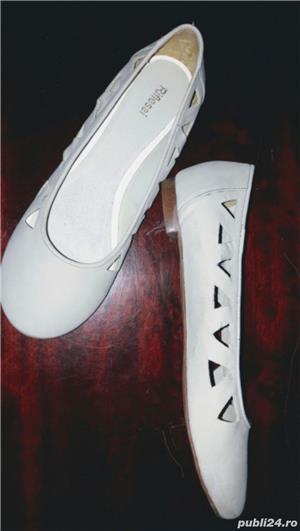 Pantofi noi tip balerini din piele naturala marca RIFLESSI mas. 40