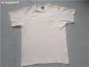 vand tricou ADIDASc ,produs de calitate ca si nou.