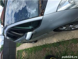 Dezmembrez Citroen c4 picaso - imagine 3