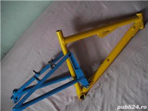 Cadre cu suspensie, 26''