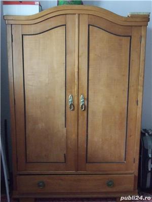 Vind mobila de dormitor veche 