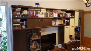 Vand biblioteca si dormitor complet