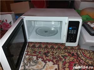 Cuptor cu microunde  - imagine 2