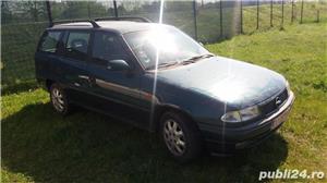 Dezmembrez Opel Astra F - imagine 2