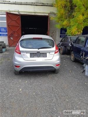 Dezmembram Ford Fiesta an 2011 - imagine 5
