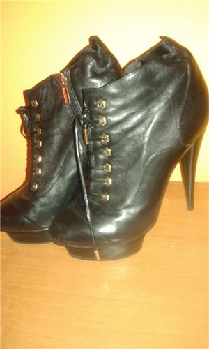 Botine din piele naturala - imagine 2