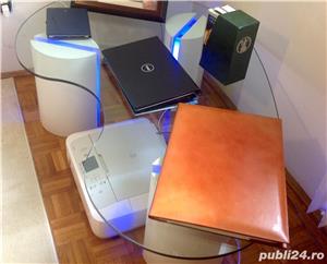 Masã de cristal Bavaria: Mobilier promotional pentru  "BMW Germany" - imagine 5