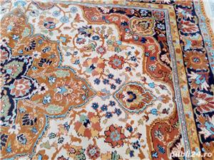 Covor persan - imagine 2