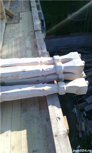 Stilpi din lemn sculptati - imagine 4