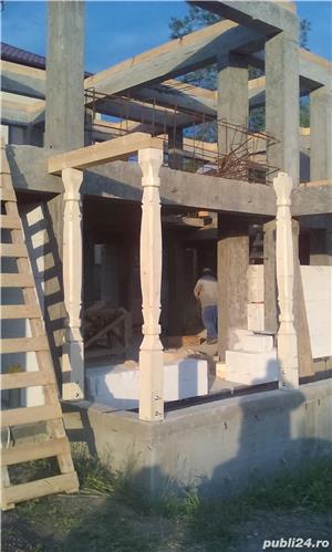 Stilpi din lemn sculptati - imagine 6