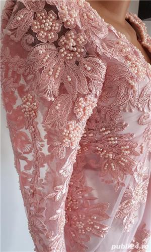 Rochie de okazie unicat,model superb,dantela bumbac cu aplicati manuale de perle - imagine 4