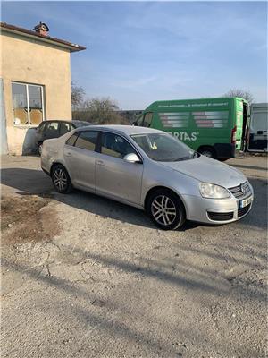 Dezmembrez vw jetta 1.9tdi\2008\BXE