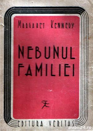 Nebunul familiei de Margaret Kennedy