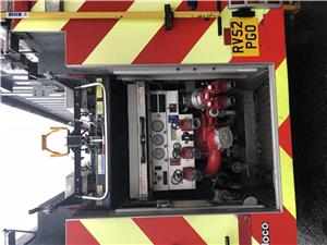 Masina de pompieri autospeciala stins incendii - imagine 4