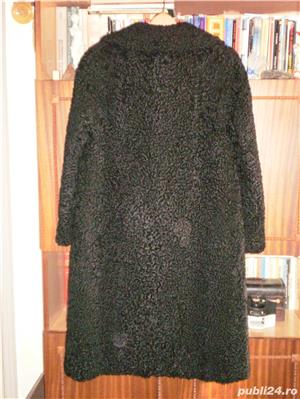 Palton lung din blana de astrahan, pentru femei - imagine 4
