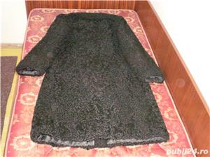 Palton lung din blana de astrahan, pentru femei - imagine 6