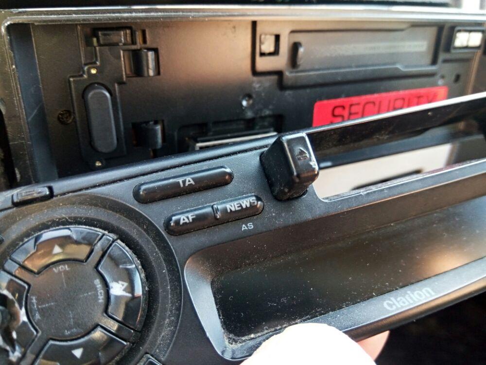 Auto casete clarion - imagine 5