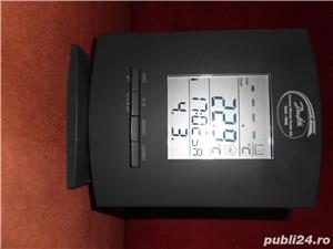 Ceas digital de birou afisaj LCD / data / temperatura interior - exterior / 2 alarme