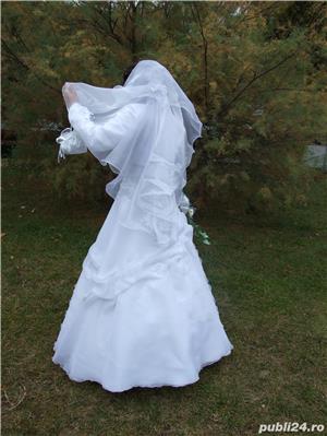 Rochie Mireasa tip printesa plus diferite accesorii - imagine 5