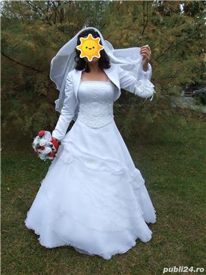 Rochie Mireasa tip printesa plus diferite accesorii - imagine 2
