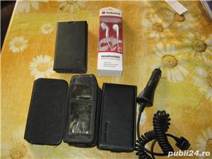 Accesorii telefoane mobile:huse nokia(3 modele),huse bosch 607,mobiama casti,incarcator auto,sigilat - imagine 9