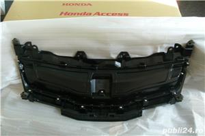 Grila fata, Honda Civic, ani 2006-2011 - imagine 3