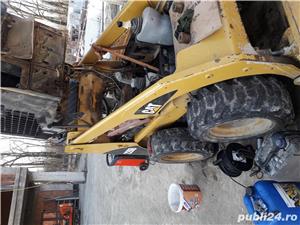 Mecanic utilaje si camioane  - imagine 11